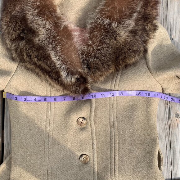 Vintage 50s 60s Union Made Oatmeal Wool Fur Trim Collar Long Belted Overcoat - Picture 11 of 16